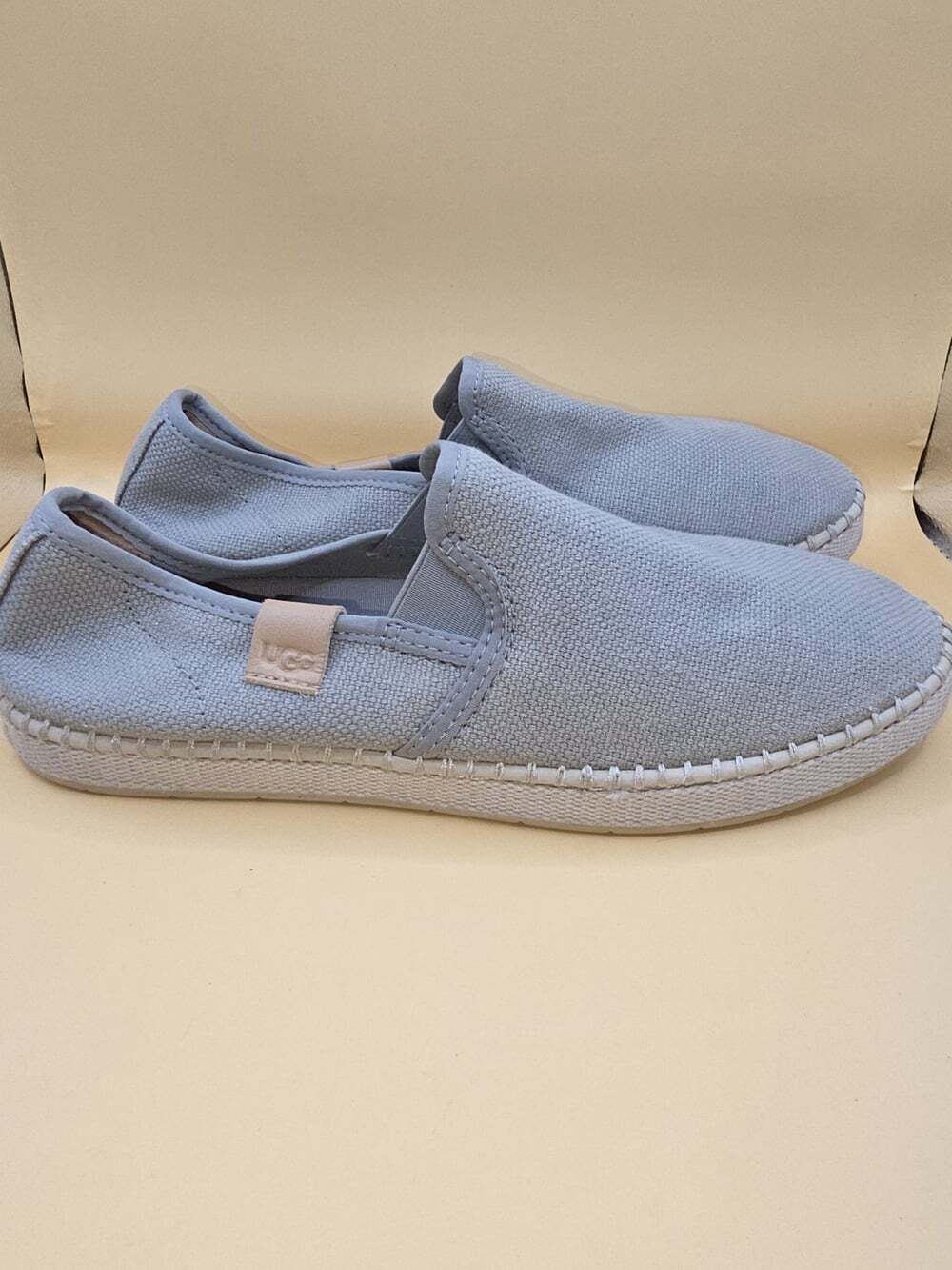 UGG Women's 9.5 Luciah Sneaker Cobble Slip On Shoes Light Blue